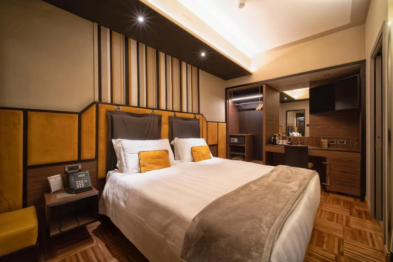 Solo Experience Hotel Florens